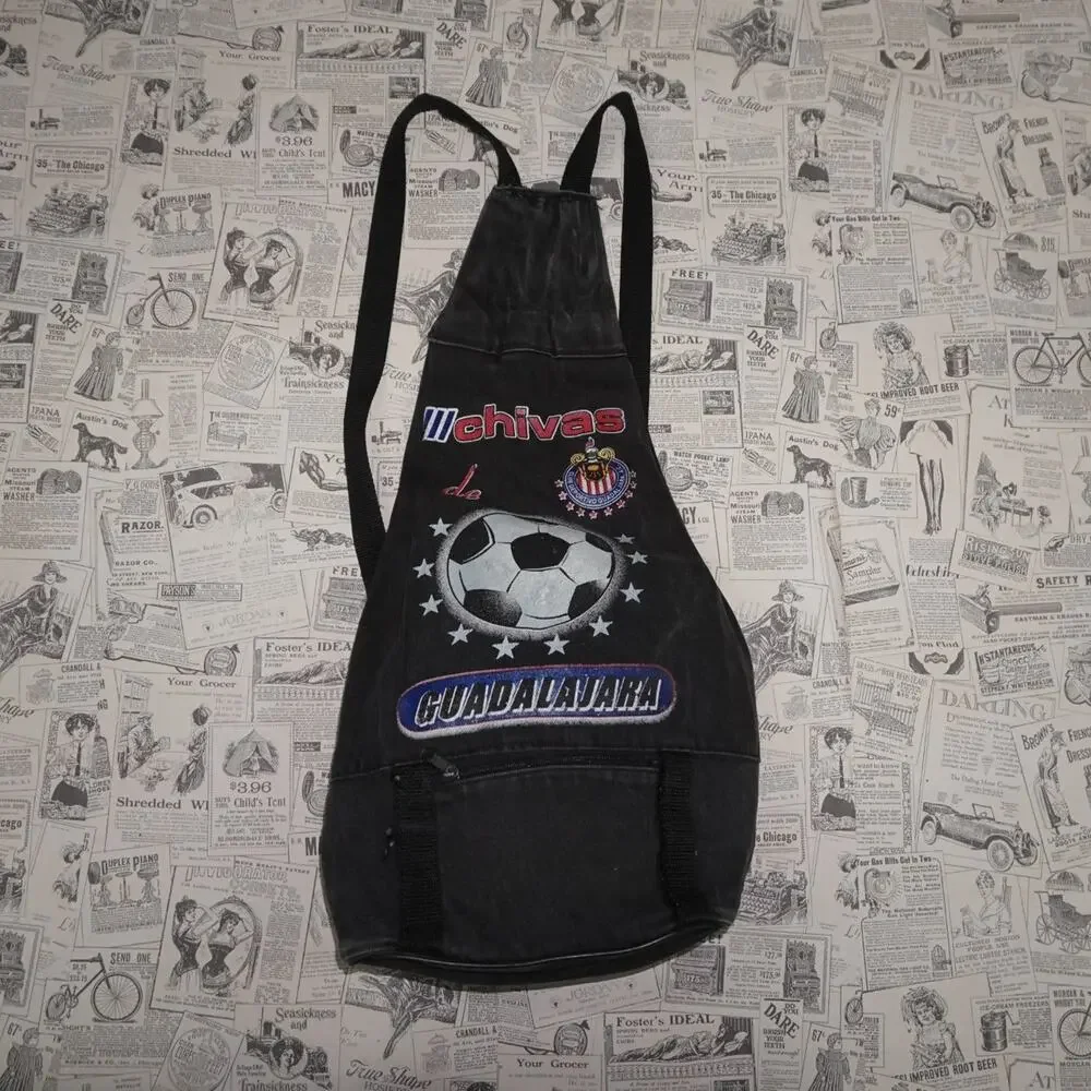 Vintage Y2K American Vintage Accessories description chivas